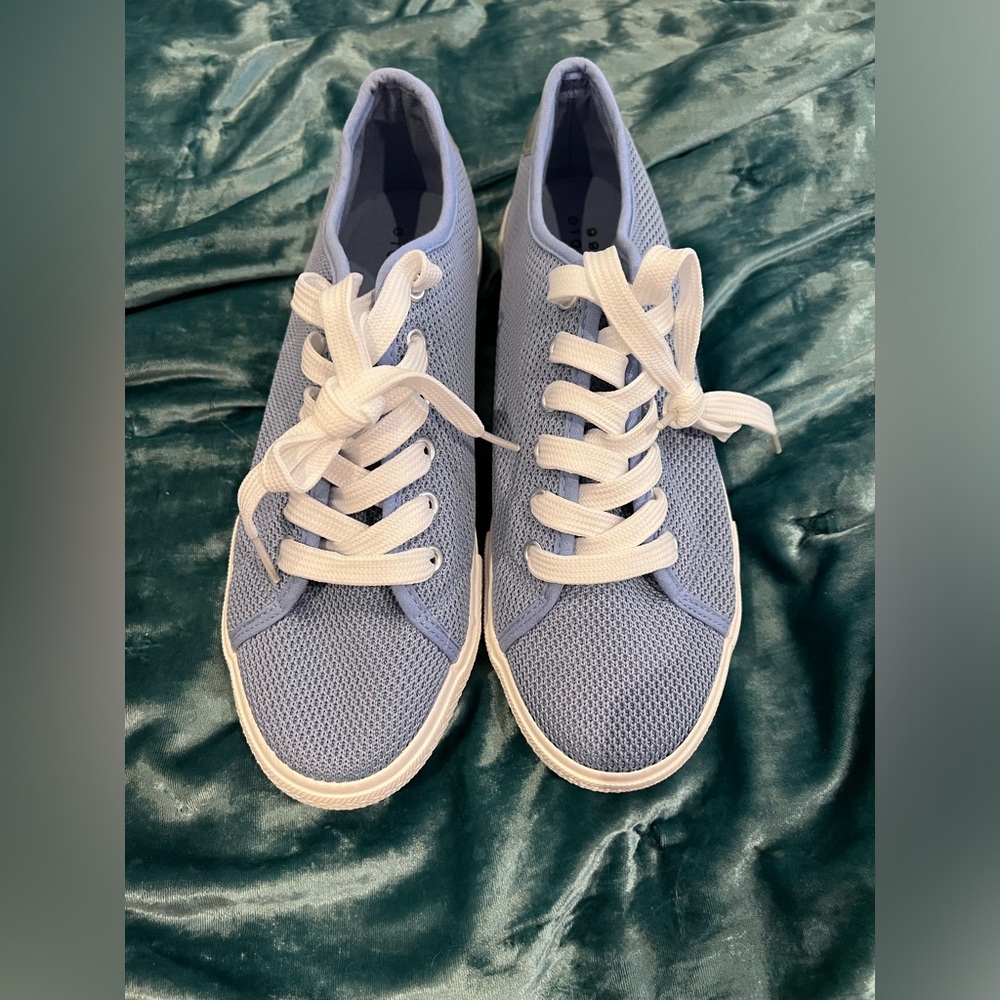 ☀️Knit mesh sneakers NWT